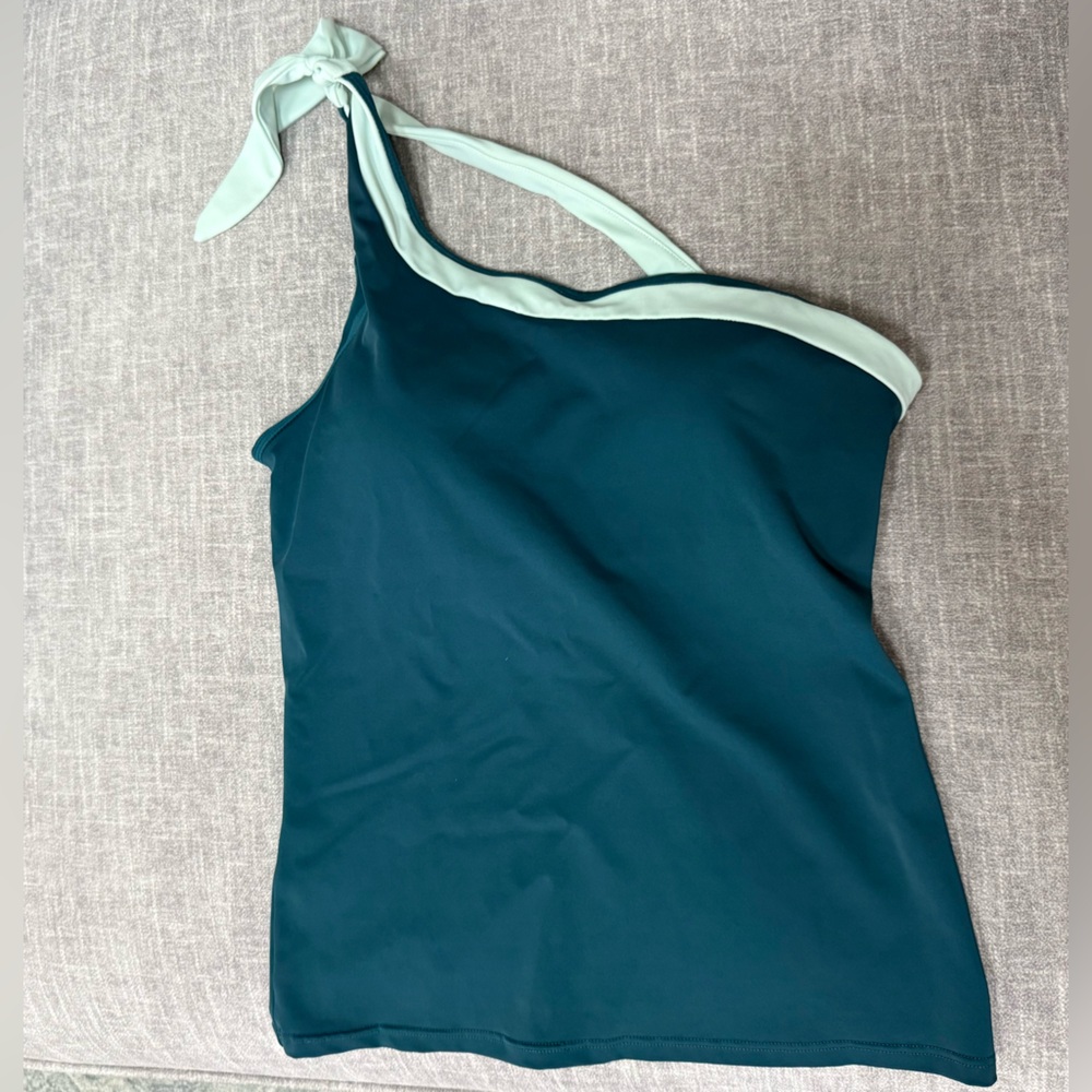 Senita Athletics Teal and Light Green‎ Top